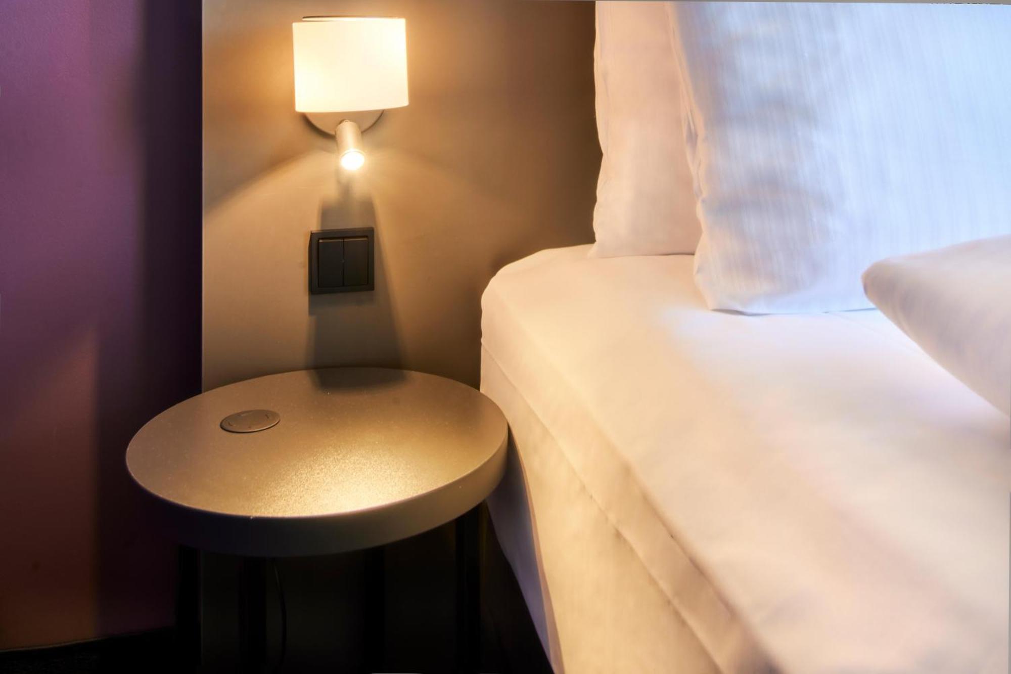 B&B Hotel Frankfurt-Airport Frankfurt am Main Bagian luar foto