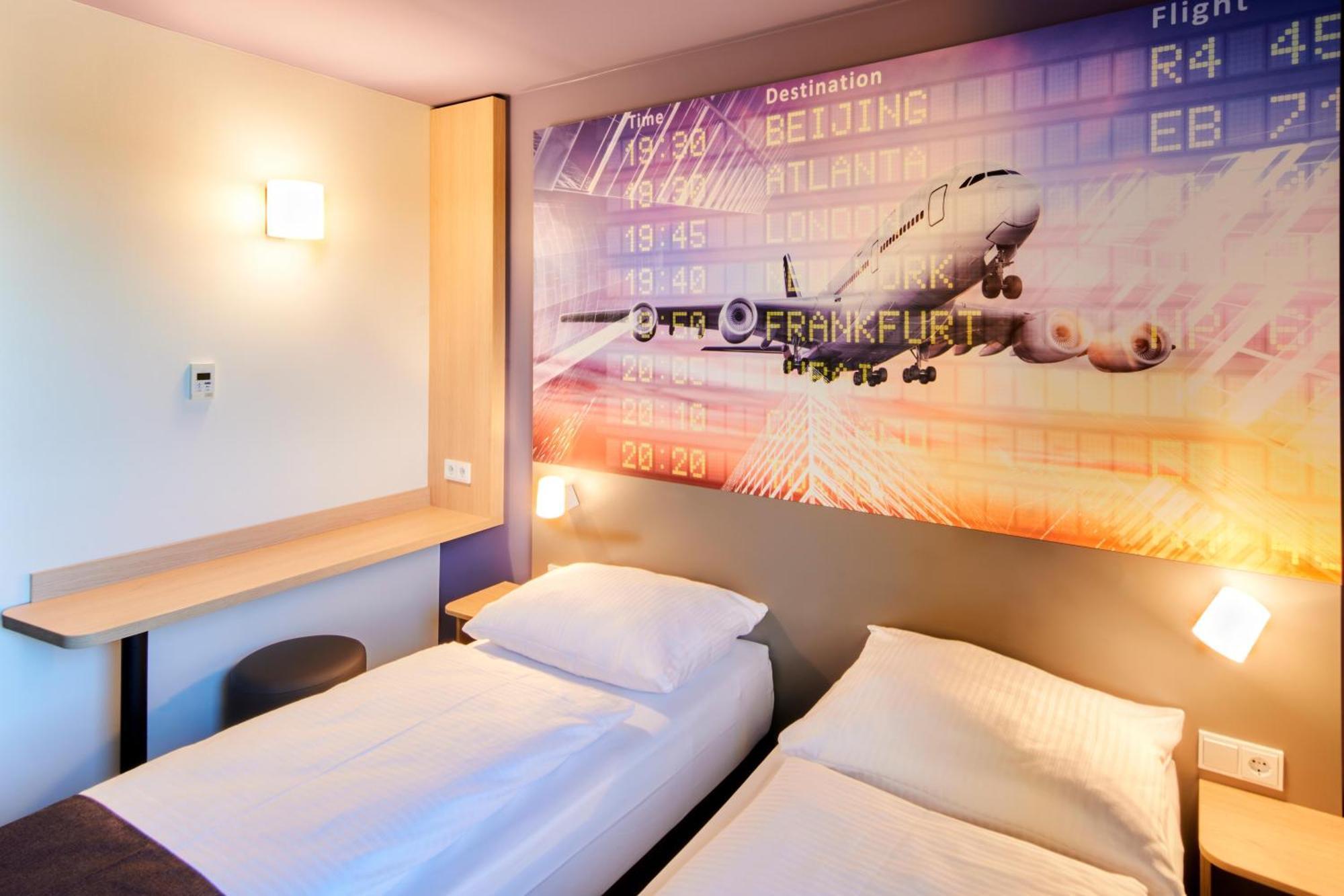 B&B Hotel Frankfurt-Airport Frankfurt am Main Bagian luar foto